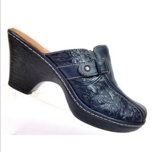 Söfft - Leather Embossed Mules